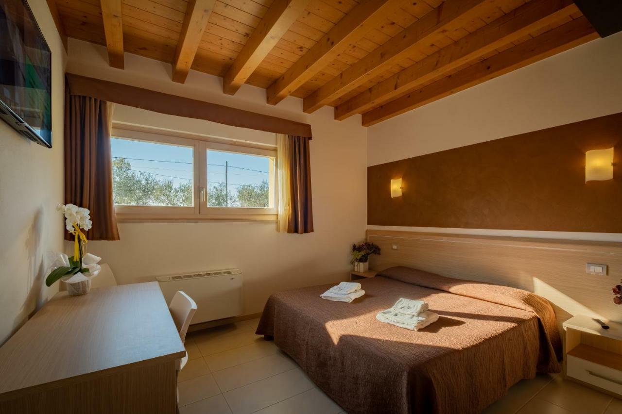 Agriturismo Tre Colline บาร์โดลิโน ภายนอก รูปภาพ